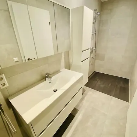 New 3 Bedrooms In Center With Terrace & Parking -142-92